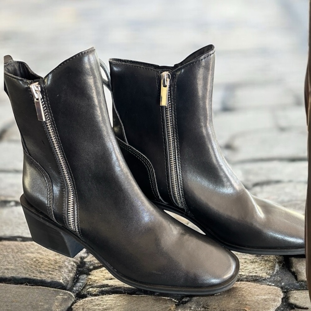 Black Ankle Boots with Zipper- Steve Madden Ruthy Block NWT size 10